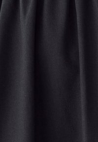 No seleccionado, black