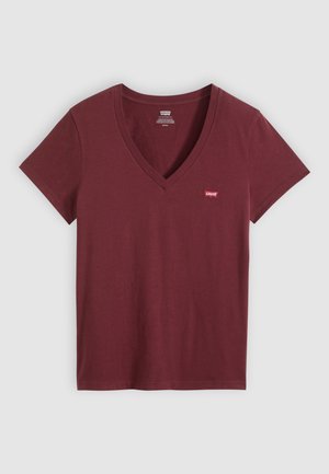 Korte mouwen maroon V-hals Levi’s T-shirt met een klein rood logotagje op de linkerborst, plat gelegd op een lichtgrijze achtergrond.