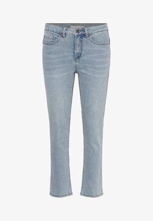 Lichtblauwe slim-fit jeans met knoop- en ritssluiting aan de voorkant, vijf zakken en lichte vervaging op de dijen, weergegeven op een witte achtergrond.