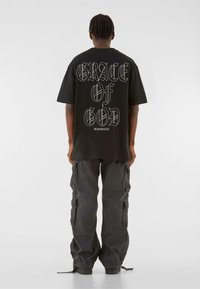 MJ Gonzales TEE GRACE OF GOD - Trükipildiga T-särk - black