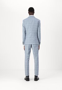 Isaac Dewhirst THE FASHION SUIT  - Fato - blue