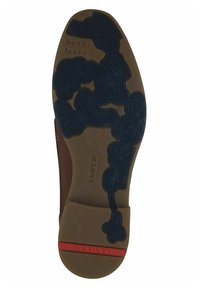 Braune Ledersohle mit einem strukturierten blauen Gummimuster, versehen mit "hang loose" und "LLOYD", akzentuiert durch einen roten Streifen.