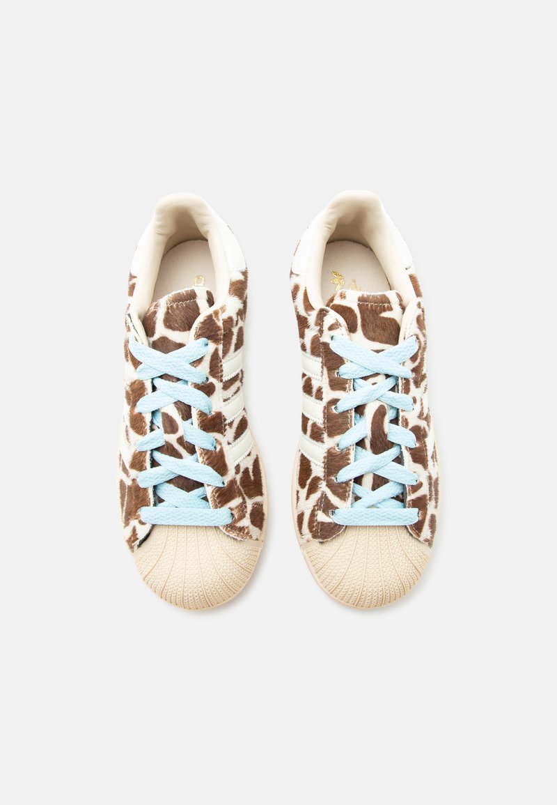 adidas gazelle silver green womens adidas Samba OG Womens Lifestyle Shoes Aurora Coffee Sandy Pink Cloud White  IH9166 – Shoe Palace main image 1