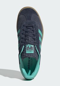 adidas Originals GAZELLE BOLD - Tenisky - shadow navy acid mint legend ink