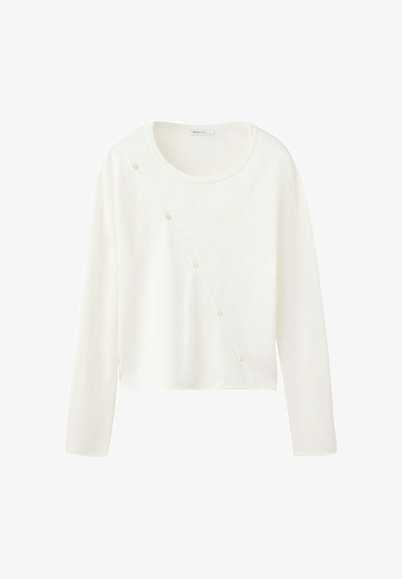 Pull court blanc à manches longues avec encolure ronde et rangée diagonale de petits boutons sur le devant.