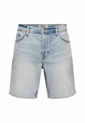 Lyseblå denimshorts med frontlommer, beltehemper og knappåpning, som viser et falmet vaskedesign.