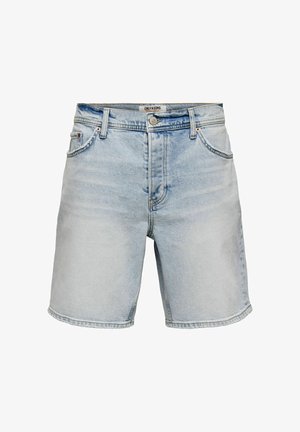 Pantalones cortos de mezclilla azul claro con bolsillos delanteros, trabillas para cinturón y cierre de botón, que muestran un diseño de lavado descolorido.