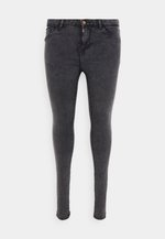 ONLY Carmakoma CARTHUNDER Long Shorts | Black main image 1