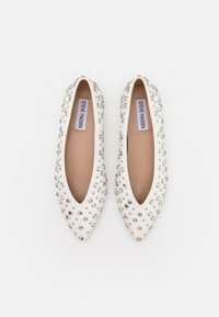 Steve Madden VENECIA - Balerini - white
