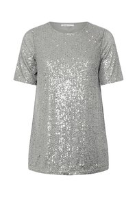 Camiseta de manga corta plateada cubierta de lentejuelas, con un escote redondo. La tela tiene una textura suave y un acabado brillante.