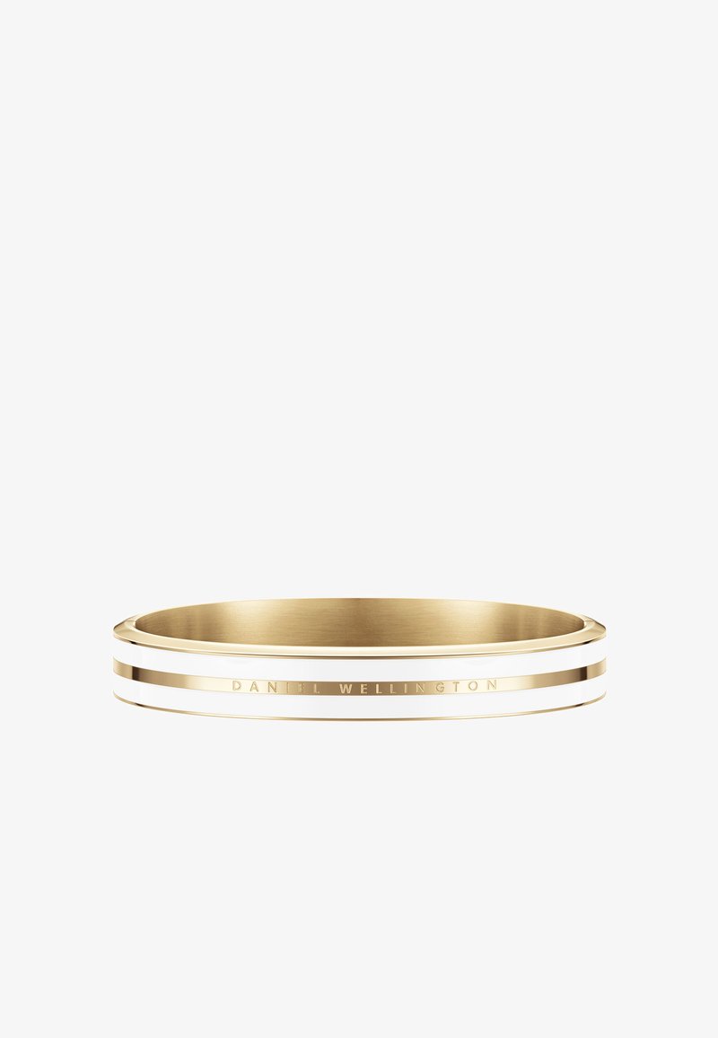 Kuldne käevõru kahe valge triibuga ja graveeringuga "DANIEL WELLINGTON." Sile tekstuur ja ümar kuju. Minimalistlik disain.