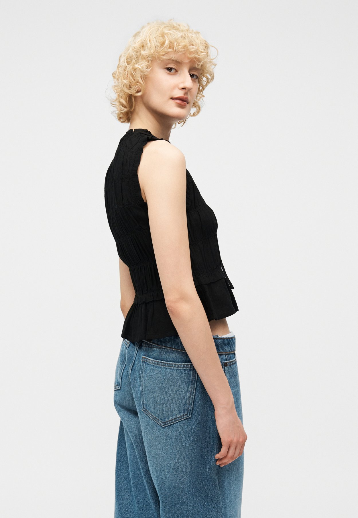 ONLGOA Linen