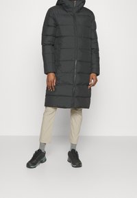 Jack Wolfskin Dunkappa / -rock - black