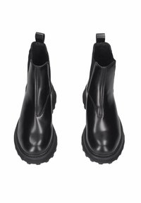Stivaletti neri in pelle con finitura liscia, pannelli laterali elastici, linguette e suole in gomma testurizzata per una migliore aderenza.