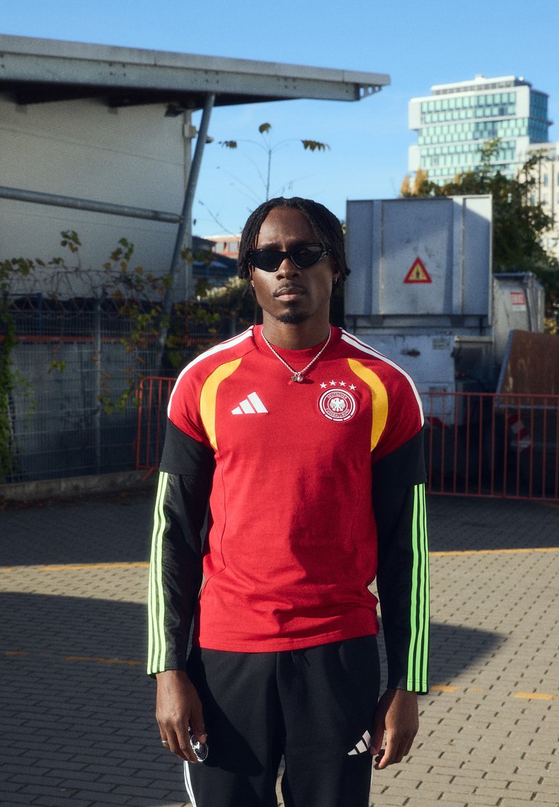 adidas Performance GERMANY 26 TIRO TEE - Vestuário de equipa nacional - team power red 2