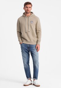 Ombre Felpa con cappuccio - sand
