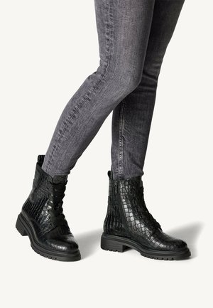 Enkellaarsjes met plateauzool - black