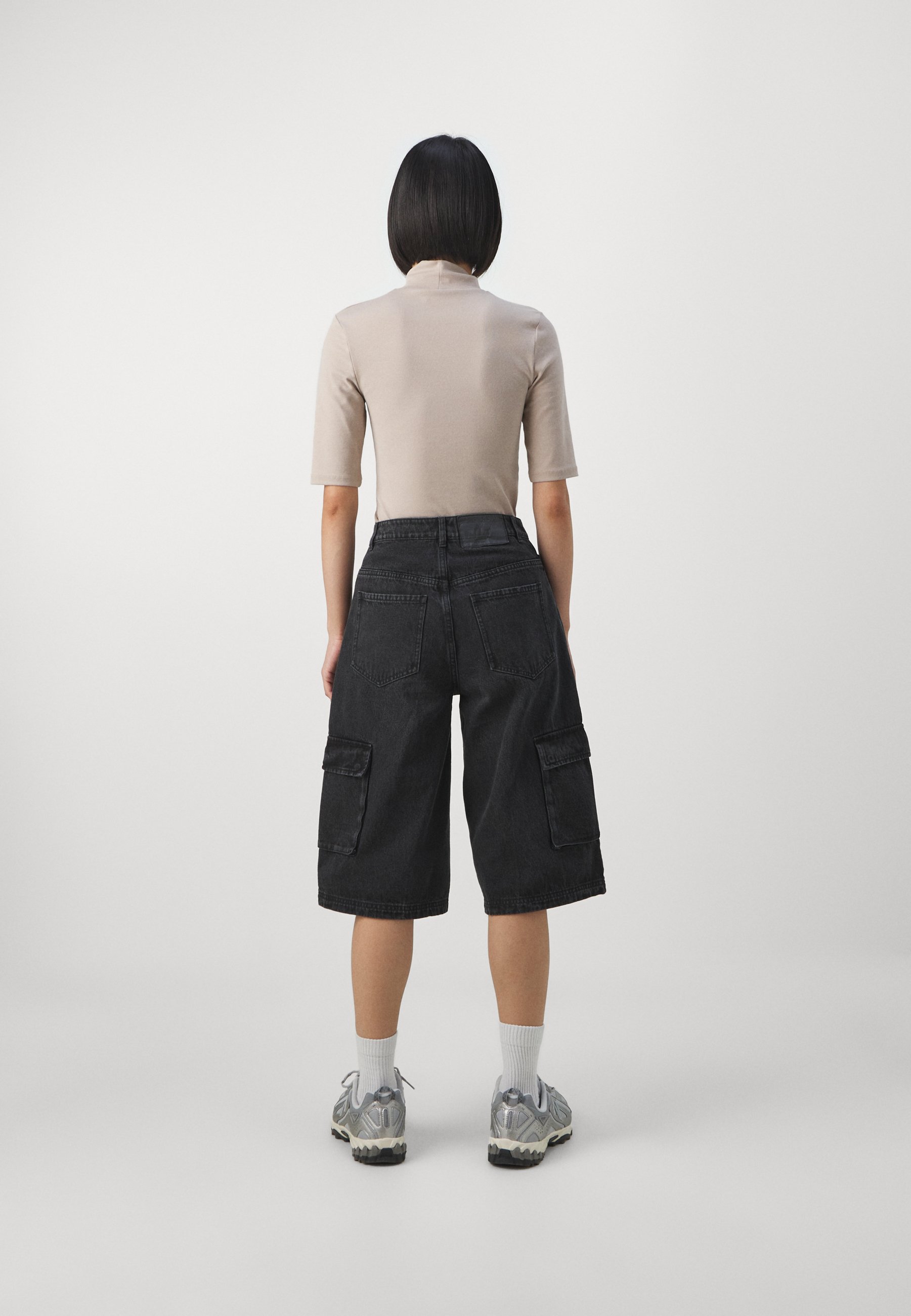 ☆adidas☆ ADILENIUM 2 Denim Capri Shorts Black JM9283 adidas WMNS Adilenium Season 2 Denim Capri Short JM9283