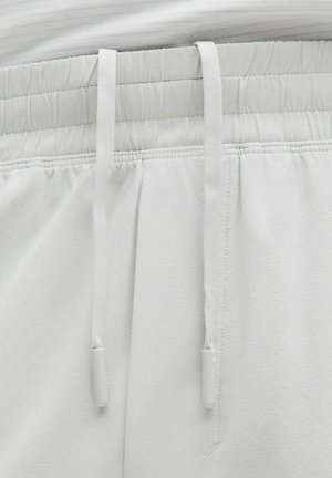 lululemon, PACE BREAKER LINED 13CM - Korte sportsbukser - vapor