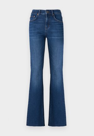 Sproščene modre kavbojke iz denima z visokim pasom, petimi žepi, rahlimi madeži in kontrastnimi šivi.