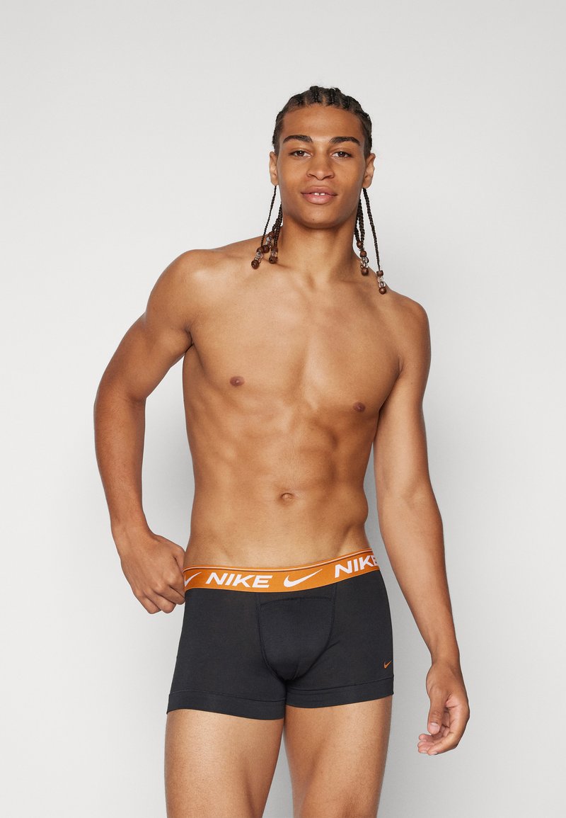 Nike Underwear TRUNK 3 PACK - Uske bokserice - black moon/dragon red/armory navy