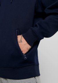 Urban Classics RAGLAN ZIP POCKET HOODY - Felpa con cappuccio - midnightnavy