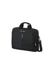Borsa per laptop in nylon nero con doppio manico, tracolla regolabile, tasca frontale con zip e finitura testurizzata. Forma rettangolare, design compatto.