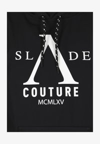 Selected, black white