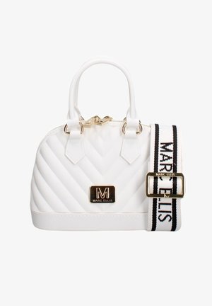 Witte gewatteerde handtas met gouden beslag en dubbele bovenhandvatten, voorzien van een verstelbare witte band met zwarte "Marc Ellis"-opdruk.