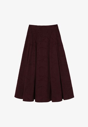 Dunkelburgunderfarbener Midirock mit einem dezenten, floralen Strukturmuster und einem taillierten Bund, der sich zum Saum hin weitet.