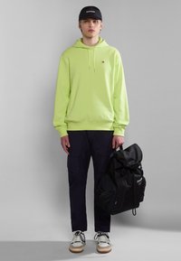 Napapijri BALIS - Jersey con capucha - yellow sunny