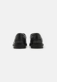 Clarks Chaussons - black