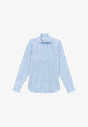 Lyseblå langærmet skjorte med lodrette hvide striber, blødt stof, knap-krave og fem hvide knapper foran.