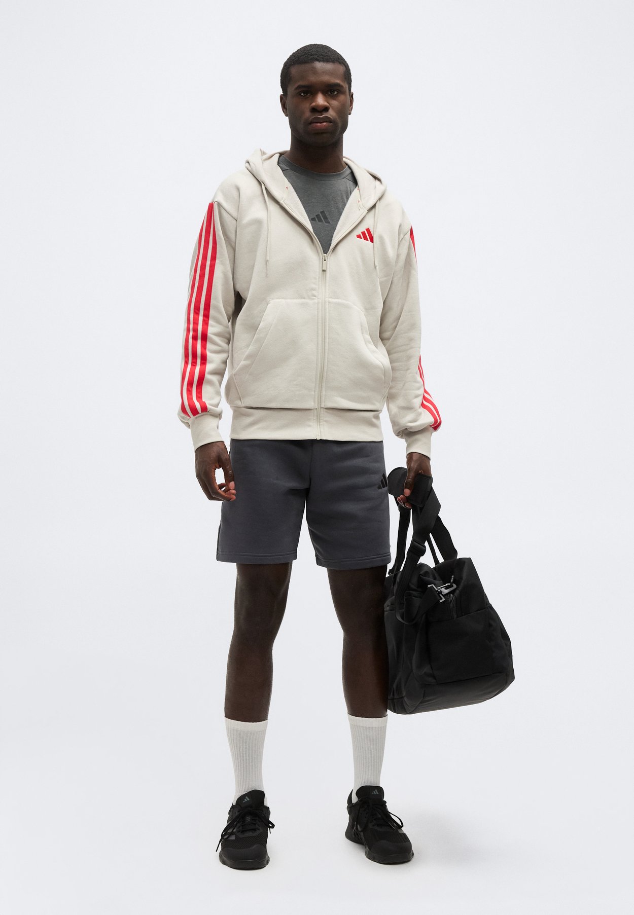 ESSENTIALS THREE STRIPES FLEECE