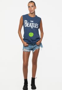 Paradiso Clothing THE BEATLES DROP T LOGO & APPLE MUSCLE - Top - blue