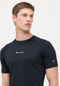 Champion TRAINING KOMPRESSION - Sport T-Shirt - black