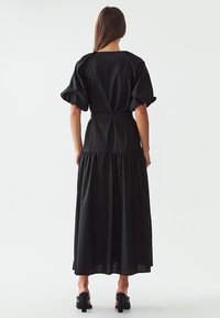 WILLA FLUTE  - Freizeitkleid - black