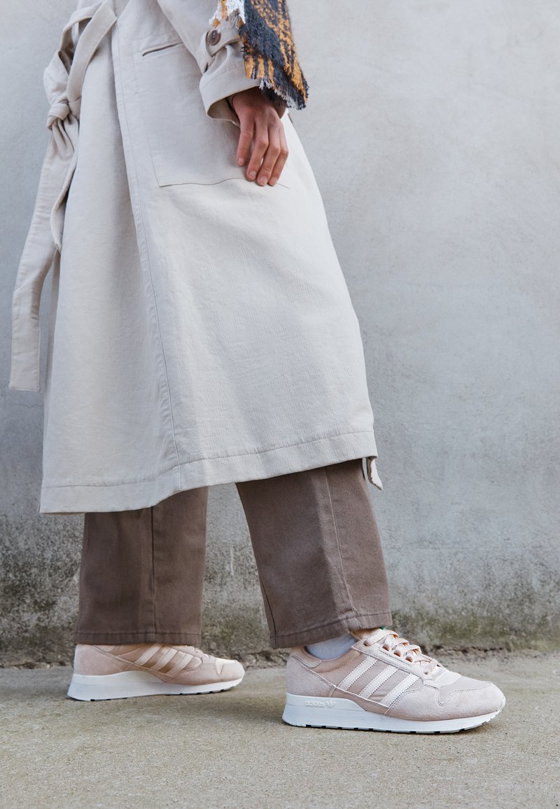 Adidas Originals Zx 500 Trainers Halo Ivory Linen Chalk White Beige Zalando De