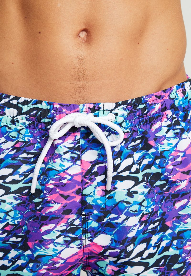 Herren Badehosen | Urban Classics SWIM SHORTS Badeshorts blue/pink/blau - UE84837 Herren Badehosen | Urban Classics SWIM SHORTS Badeshorts blue/pink/blau - UE84837