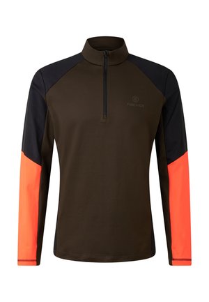 Viertel-Reißverschluss-Pullover mit braunem Körper, schwarzen Schulterpanelen und leuchtend orangefarbenen Ärmeln. Mit einem Logo auf der Brust und glatter Textur.