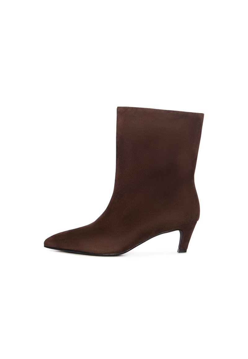 Stivali Alti Donna In Camoscio Sintetico – Tacco A Spillo Medio, Design Arricciato Elegante, Colore Marrone, Numero 37
