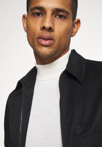 Matinique PARCUSMAN - Camisola - off-white