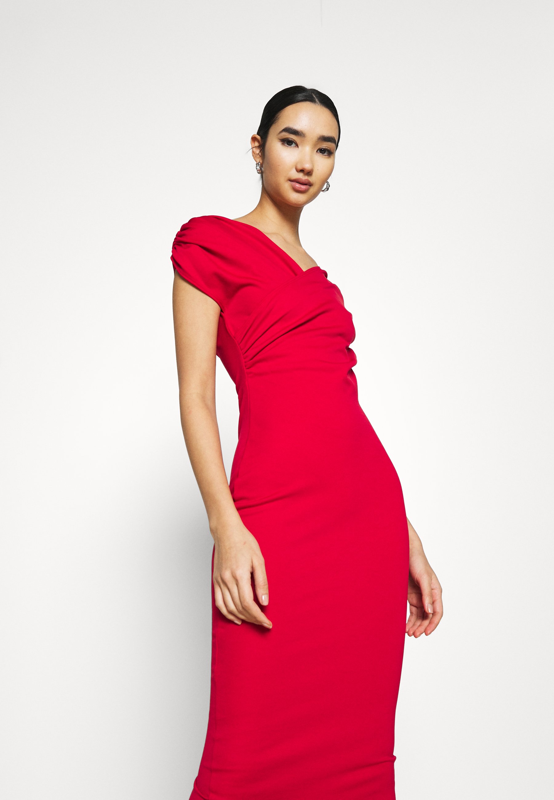 Nly By Nelly Classy Shoulder Dress Jerseykleid Red Rot Zalando De 