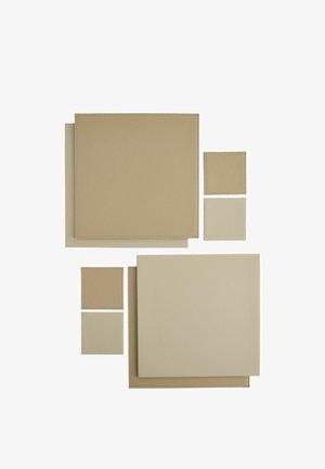 Next, SET OF 4 REVERSIBLE FAUX LEATHER PLACEMATS AND COASTERS - Taldrikualus - natural textured