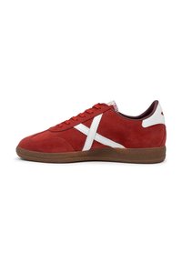 MUNICH Trainers - deep red