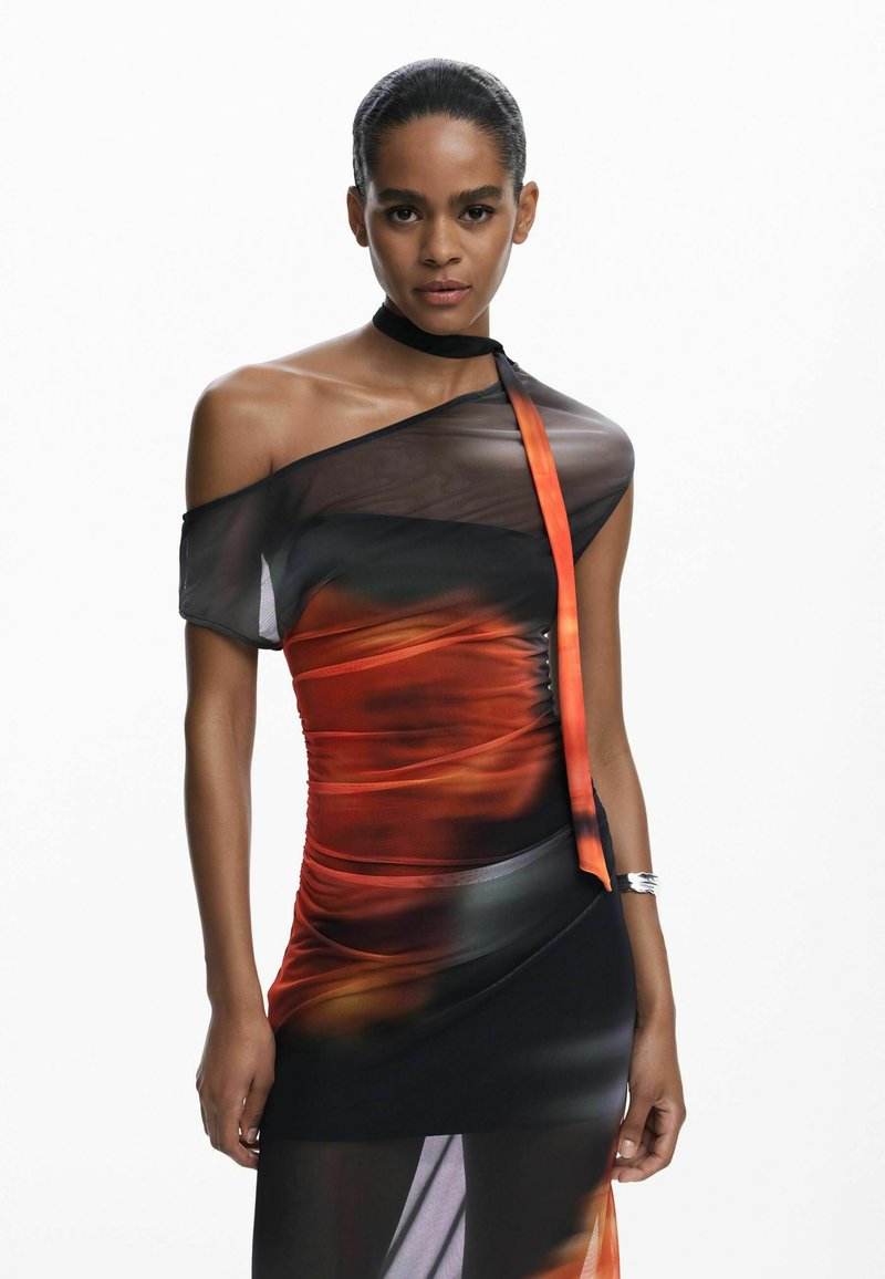 Robe Fluide Noire Desigual - Taille L - Longueur Midi - Style évasé - Occasion Très Bon état