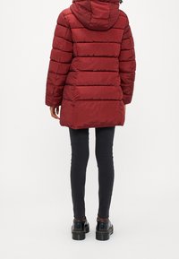 ONLY Petite Vinterfrakke - red