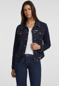 TRUCKER - Farmerdzseki - blu