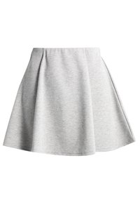 Jupe patineuse grise en coton avec un design évasé, une taille élastique et des plis cousus pour plus de texture. Matière douce et décontractée.