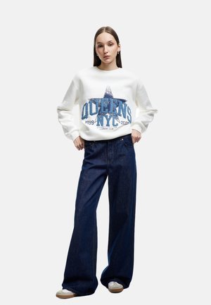 Sweatshirt - beige
